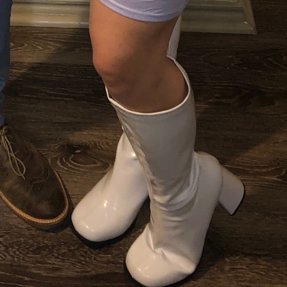 Size 9 GOGO boots! Worn once